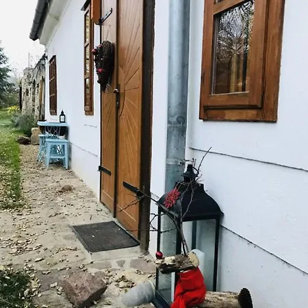 Vorosbegy Vendeghaz Feriehus